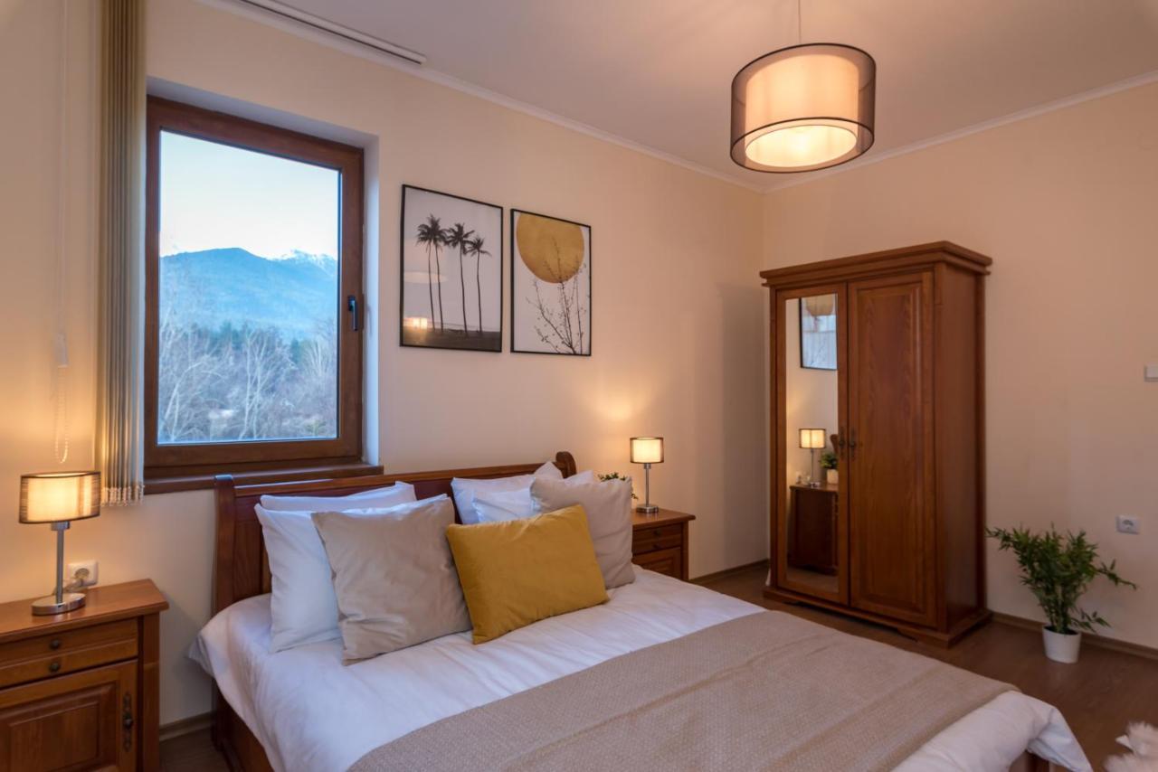 Charming Ski Apartments Near Gondola & Bar Street, Cedar Lodge 1 Complex Bansko Eksteriør bilde