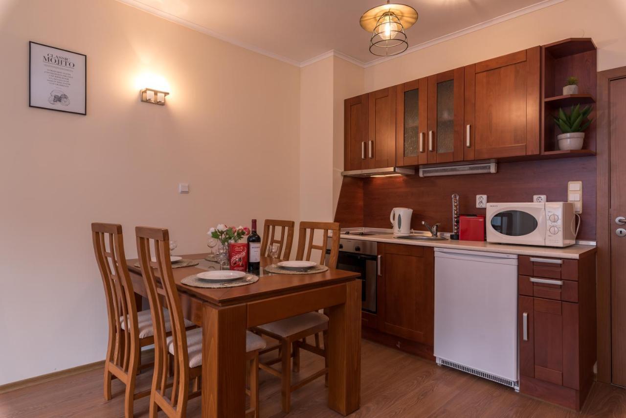 Charming Ski Apartments Near Gondola & Bar Street, Cedar Lodge 1 Complex Bansko Eksteriør bilde